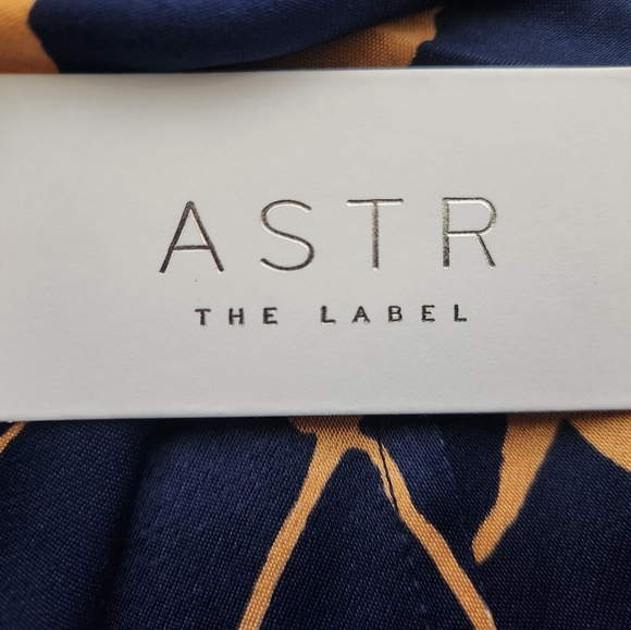Astr the Label - Picture 7 of 12
